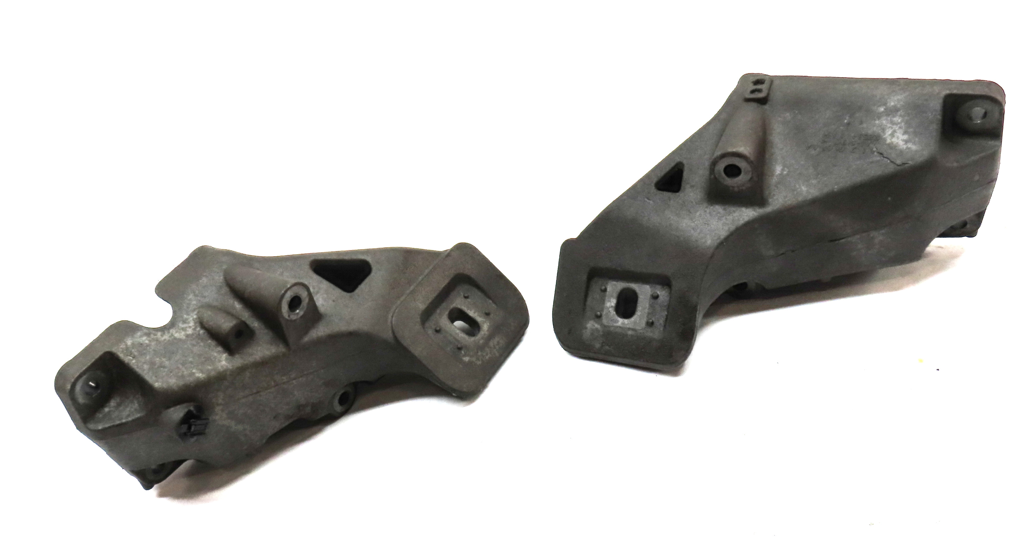 2011 LAND ROVER LR4 (L319) 5.0L NON SUPER LEFT & RIGHT ENGINE MOUNT BRACKET SET2 — exact item pictured